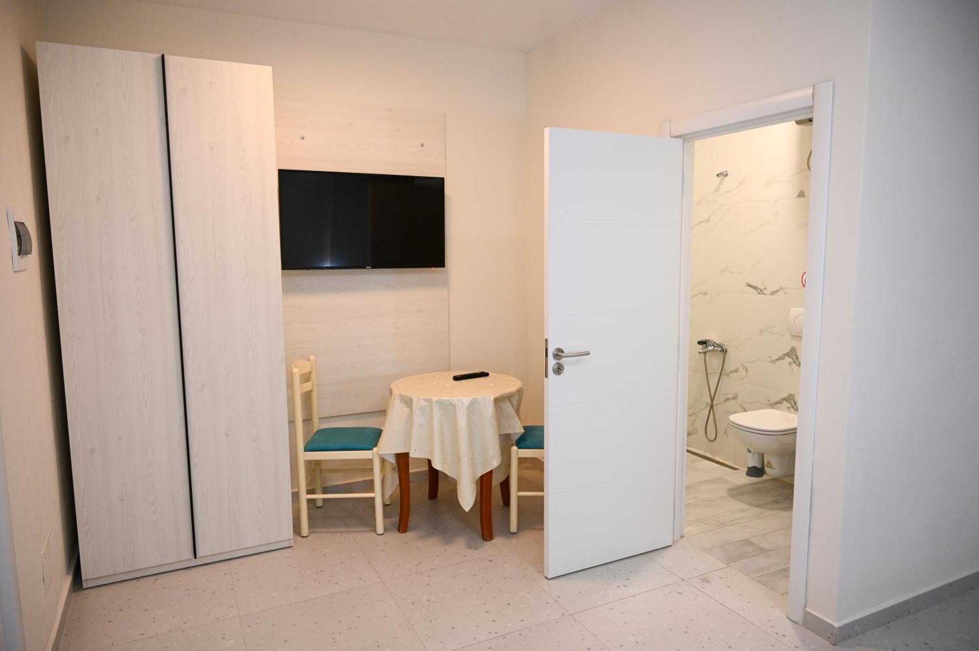Vila Hoxha Durres Ngoại thất bức ảnh