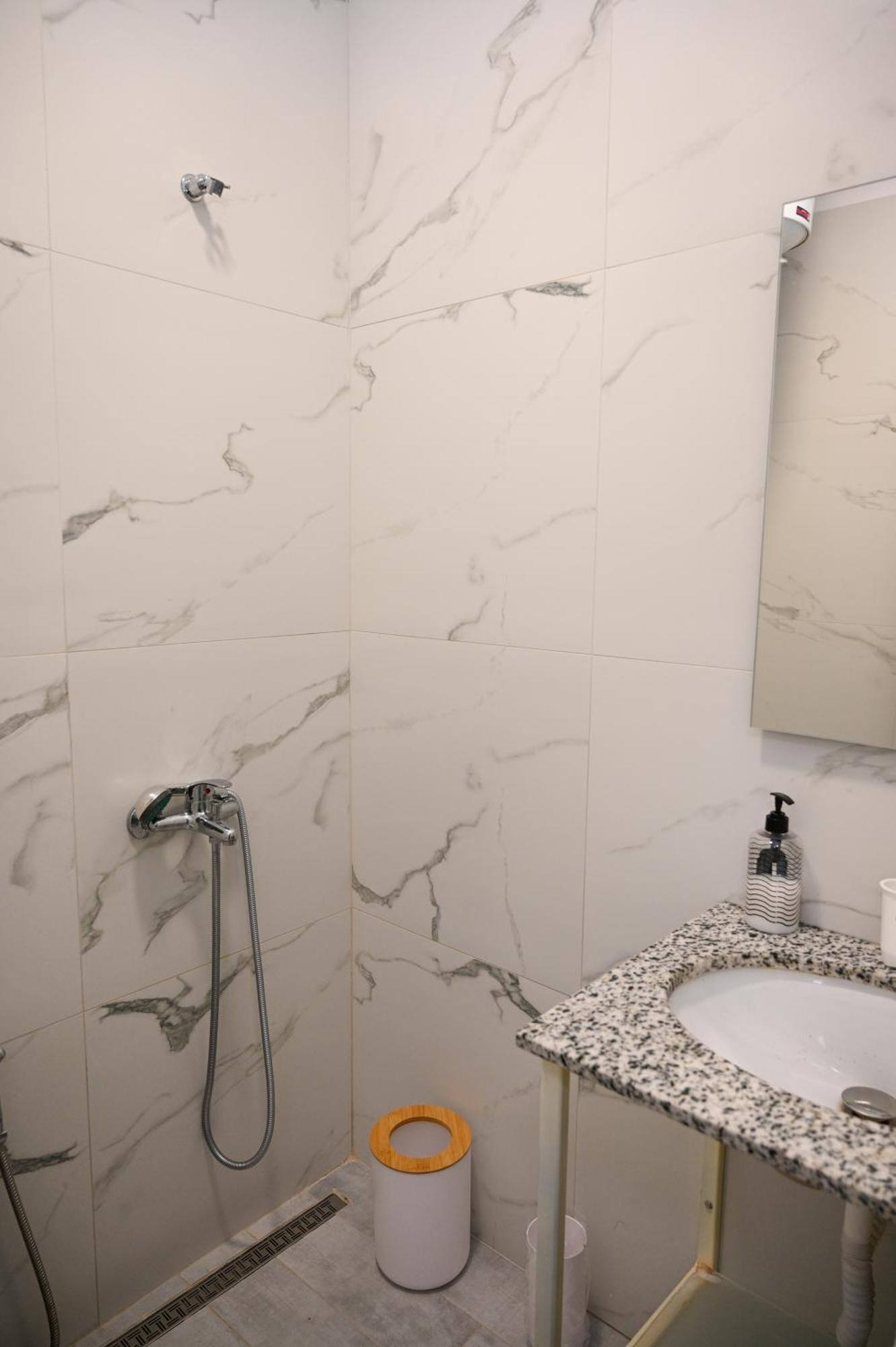 Vila Hoxha Durres Ngoại thất bức ảnh