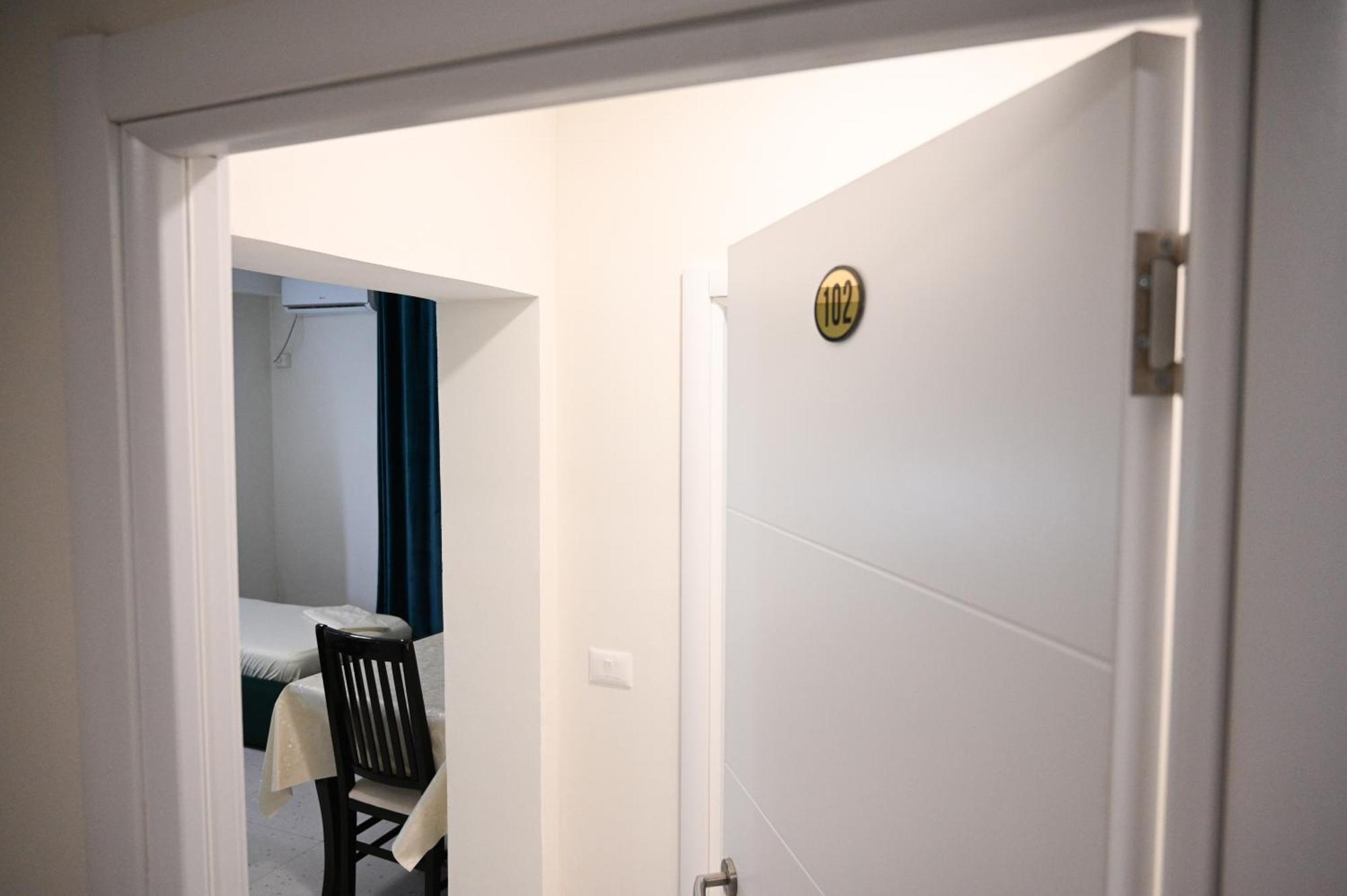 Vila Hoxha Durres Ngoại thất bức ảnh